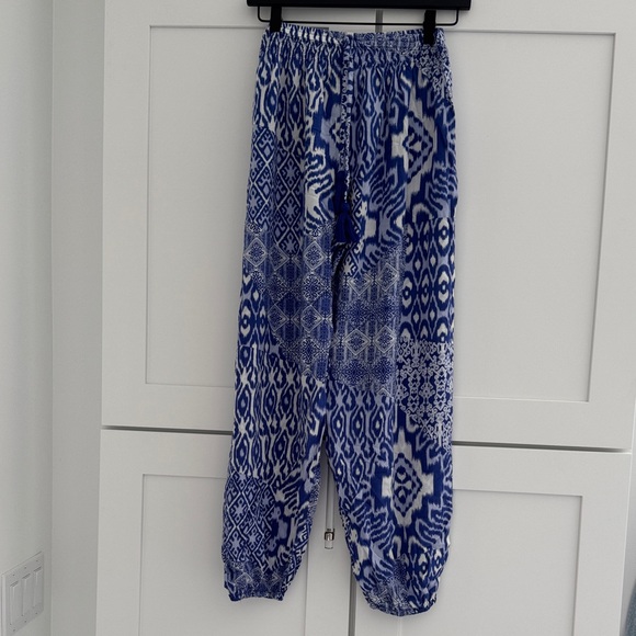 Women's Blue Patterned Cropped Pants - Picture 1 of 4